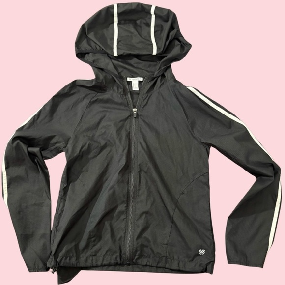 Forever 21 Black Zip-Up Jacket - Picture 1 of 4